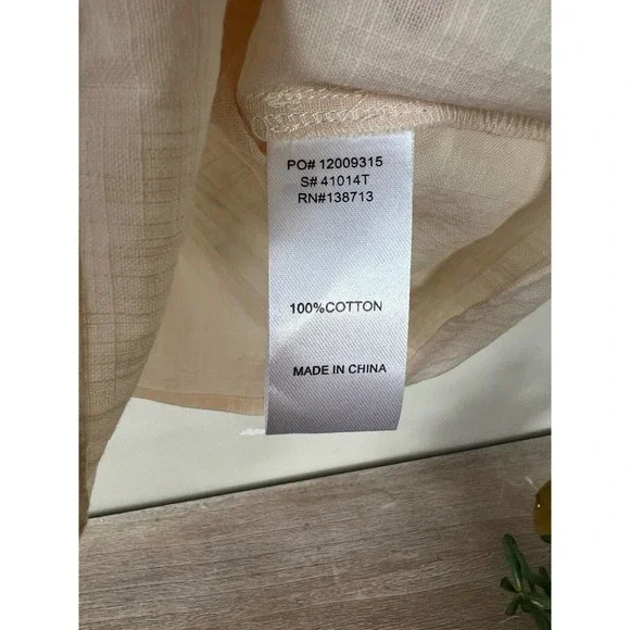 Front Lace Blouse - Doe and Rae - Size Large - Picture 6 of 7